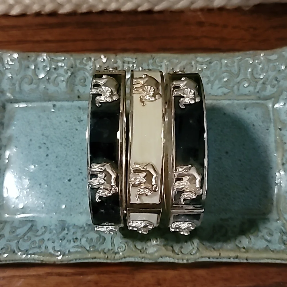Elephant Bracelets - Picture 1 of 4